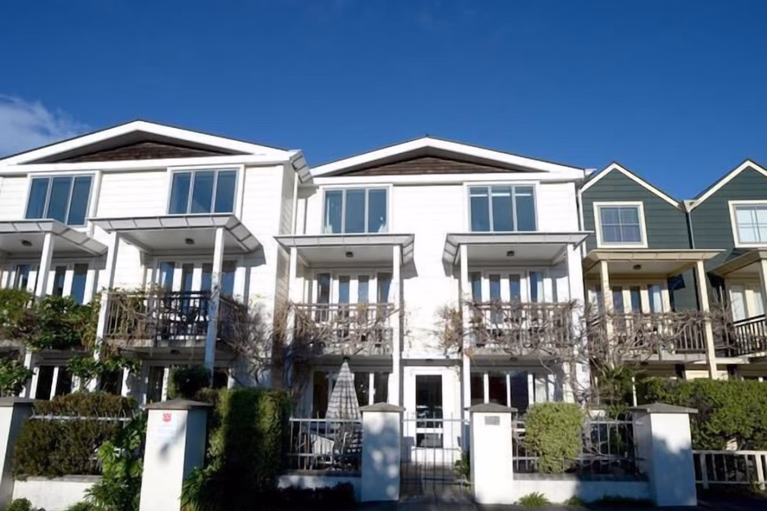 Akaroa Village Inn Exterior View