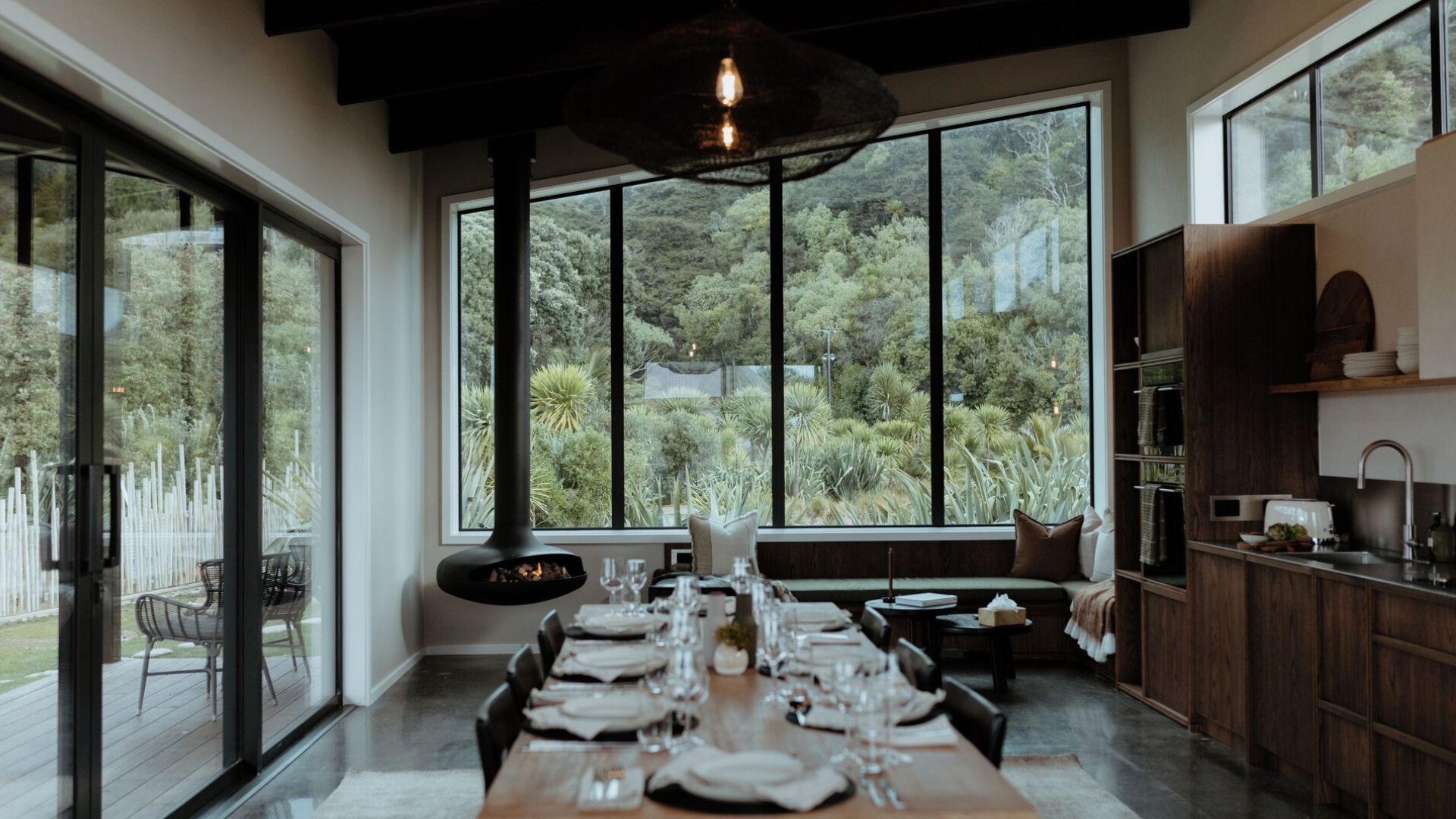 Dining Room View Te Whaanga Retraet Raglan