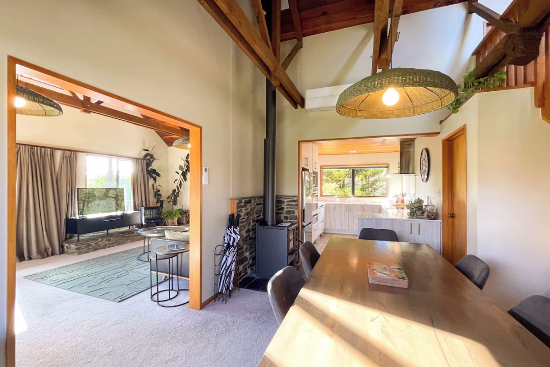 Glenorchy Lake House Glenorchy Accom Interior View