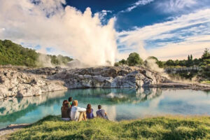 Hobbiton Movie Set Rotorua Day Tour Largest Geyser