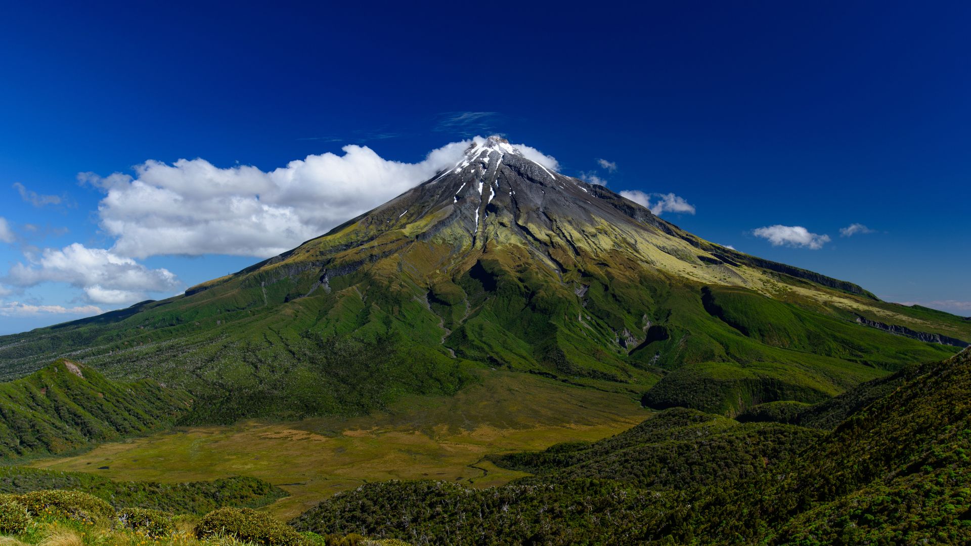 Mount Taranaki New Zealand