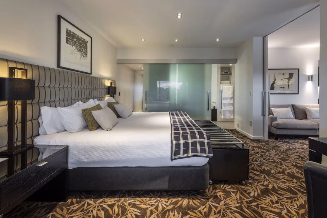 The George Room View