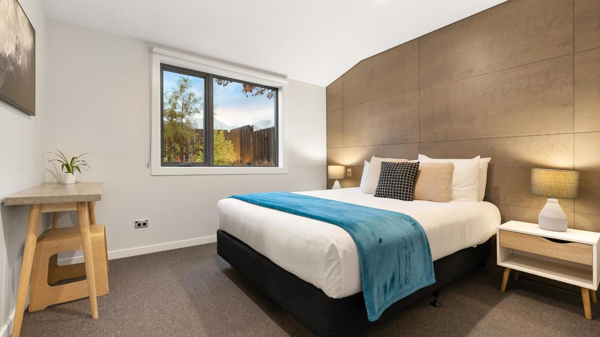 Arrowtown Motel Bedroom View