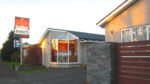 Buller Court On Palmerston Exterior