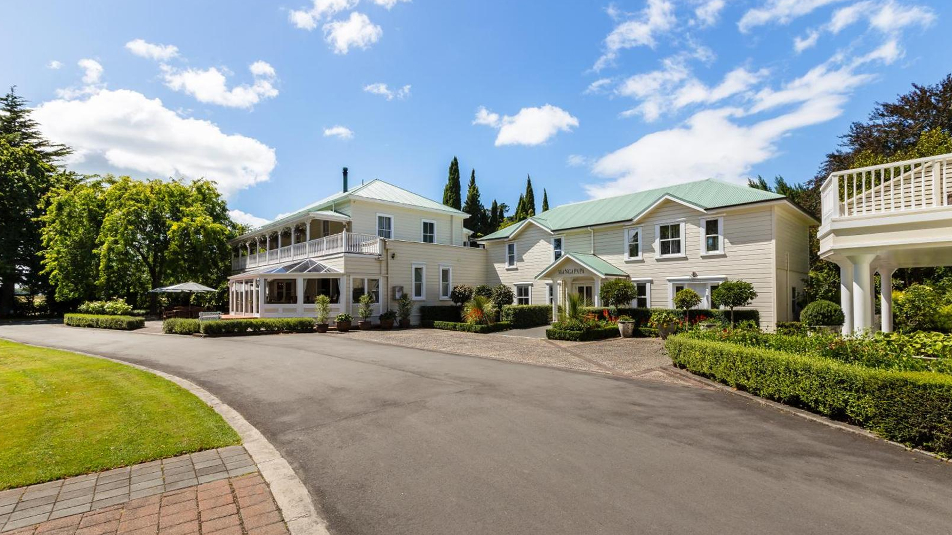Mangapapa Hotel Exterior View