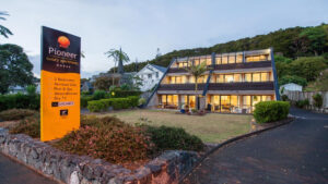 Pioneer Waterfront Apartments Exterior