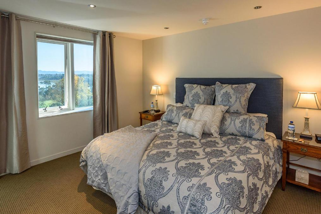 Top Of Town Bed Breakfast Bedroom