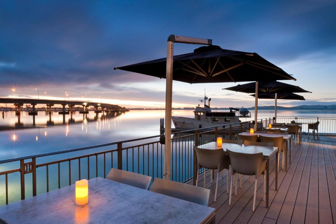 Trinity Wharf Tauranga Outside Dining