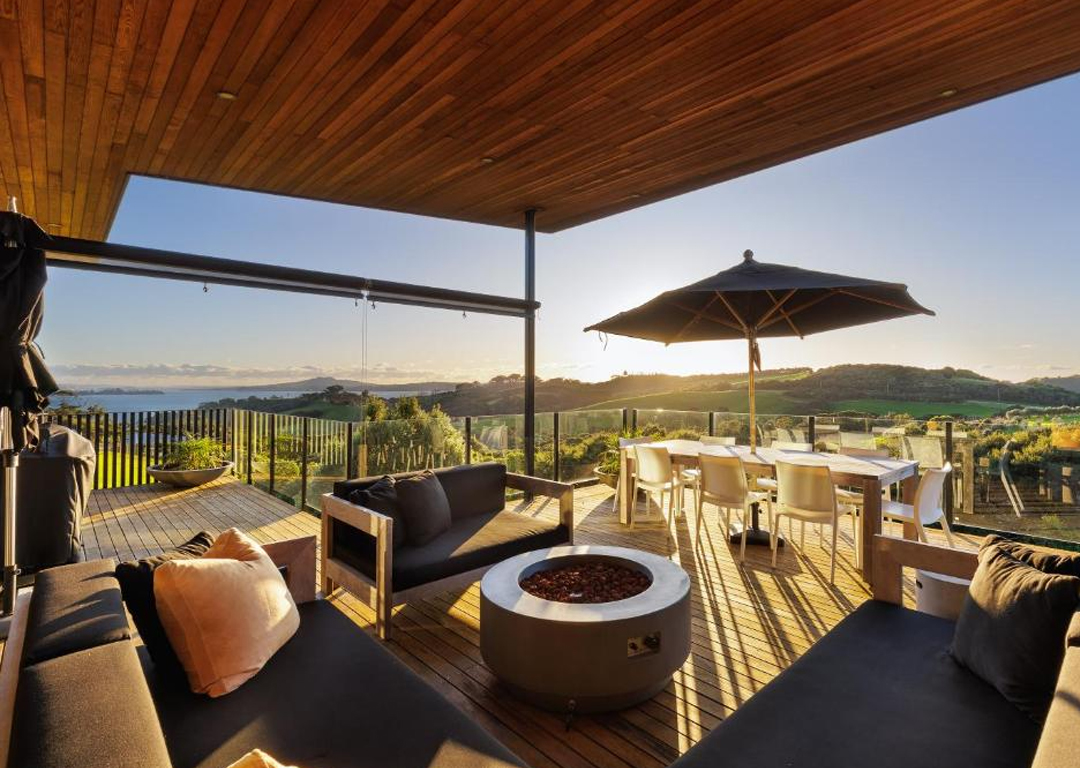 Cable Bay Views Deck Seating Area